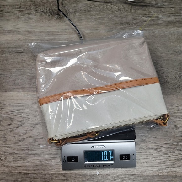 Fossil Fiona Gray White Cowhide Leather Small East West Crossbody Bag - Picture 15 of 15